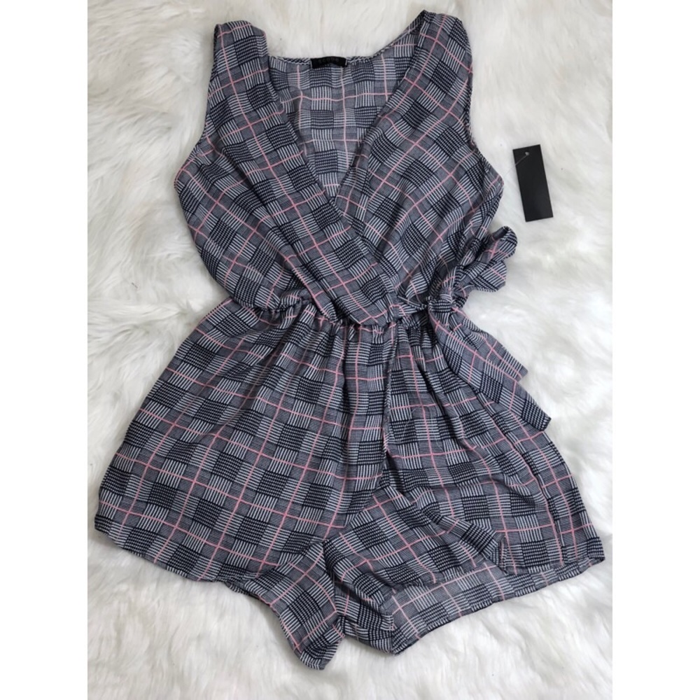 Scobe tie string romper
